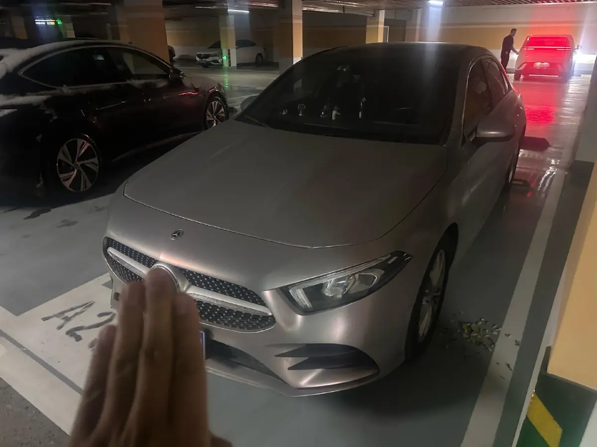 2021 Mercedes-Benz A Class 1.3T 163HP L4 7DCT