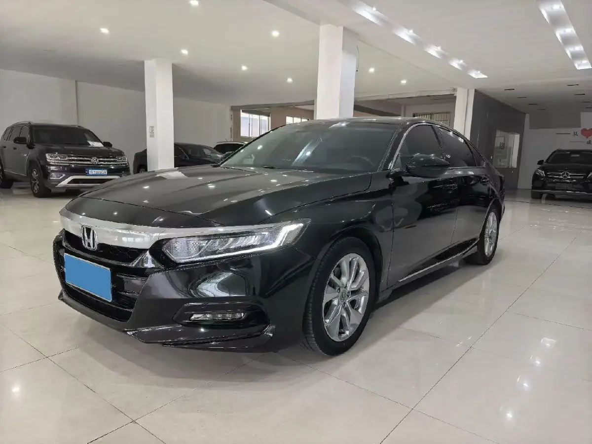 2018 Honda Accord 1.5T 194HP L4 CVT