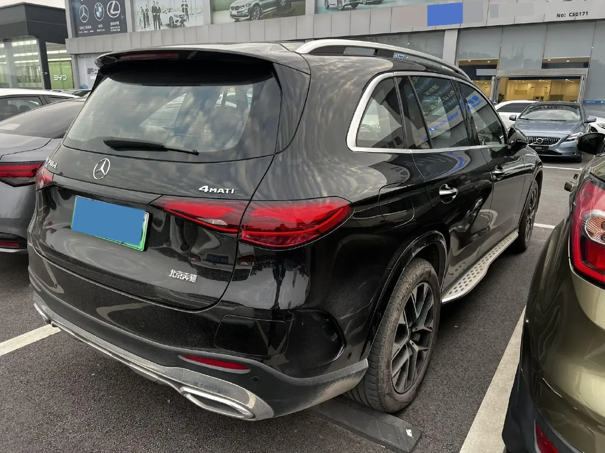 2025 Mercedes-Benz GLC Class 2.0T 204HP L4 9AT PHEV 30.9KWH,autocango,china used car exporter,china ev exporter,chinese used car exporter,chinese used ev exporter