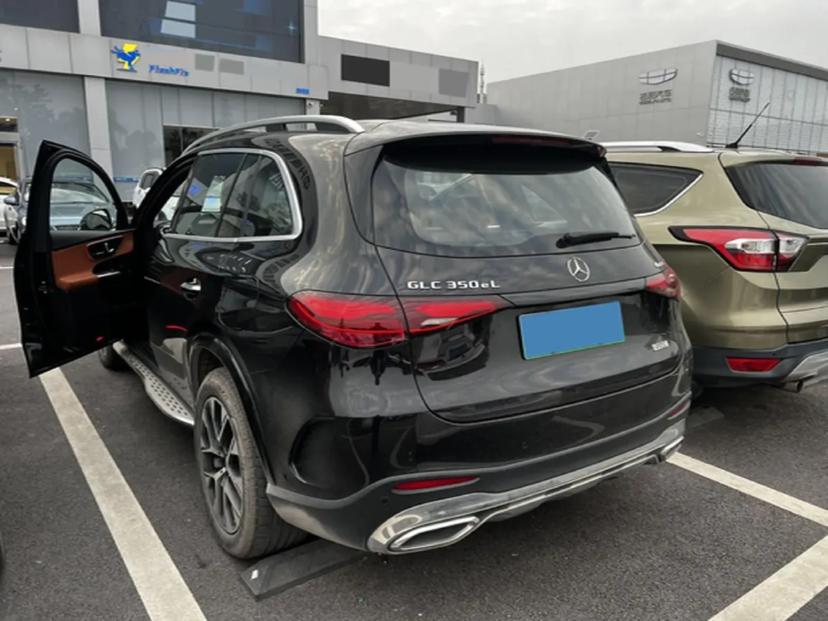 2025 Mercedes-Benz GLC Class 2.0T 204HP L4 9AT PHEV 30.9KWH,autocango,china used car exporter,china ev exporter,chinese used car exporter,chinese used ev exporter