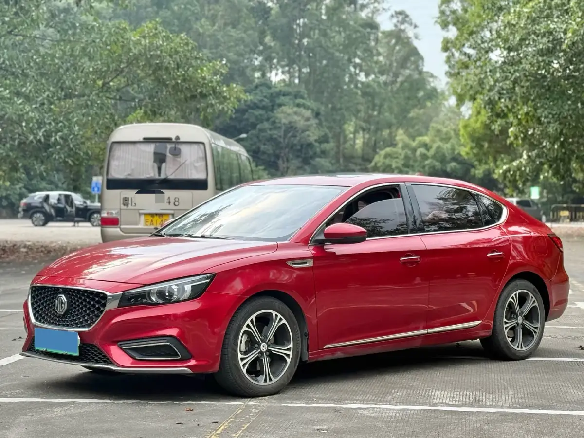 2018 MG 6 1.0T 125HP L3 2AT PHEV 9.1KWH