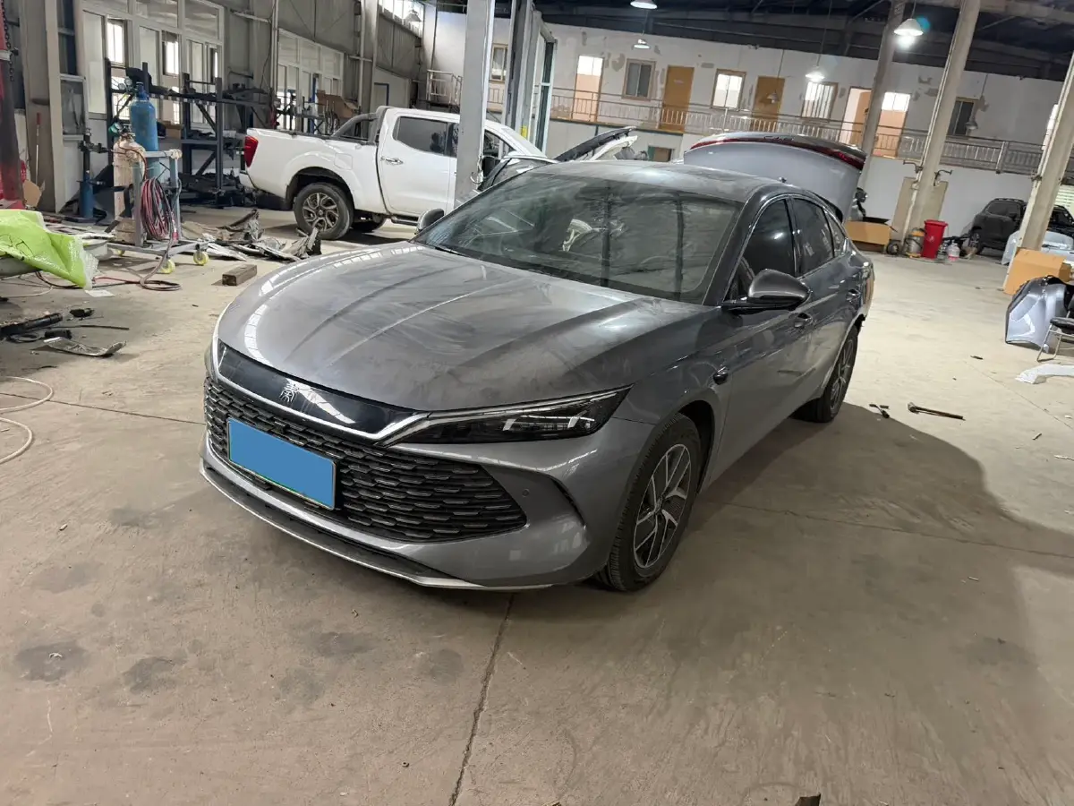 2025 BYD QinL 1.5L 101HP L4 E-CVT PHEV