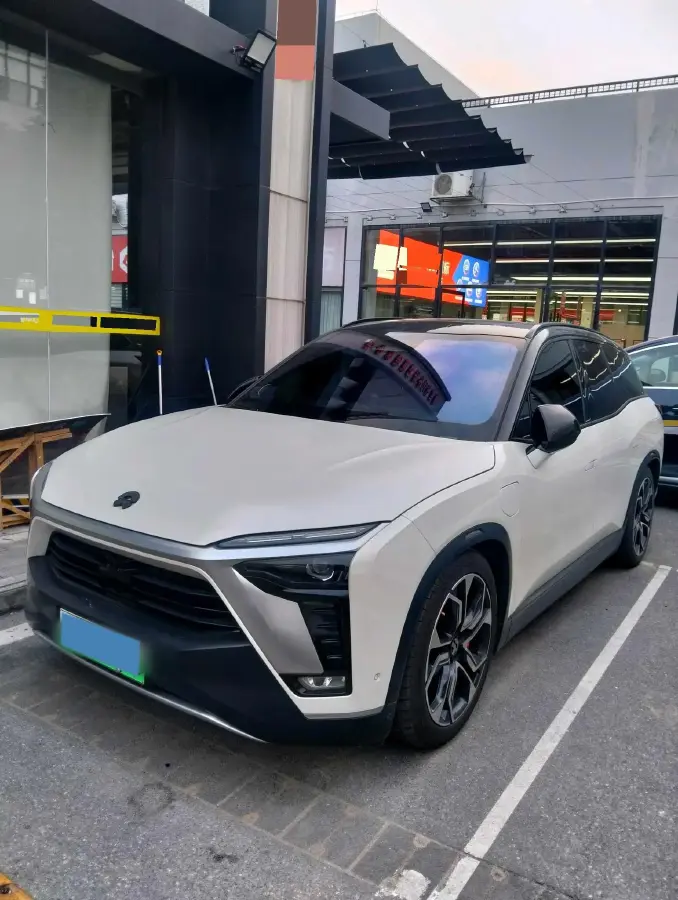 2022 NIO ES8 BEV 100KWH