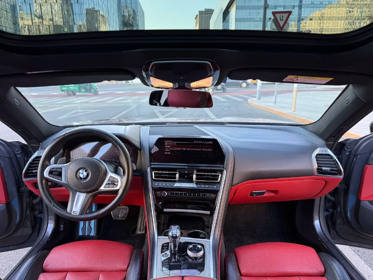 2021 BMW 8 Series 3.0T 340HP L6 8AT,autocango,china used car exporter,china ev exporter,chinese used car exporter,chinese used ev exporter