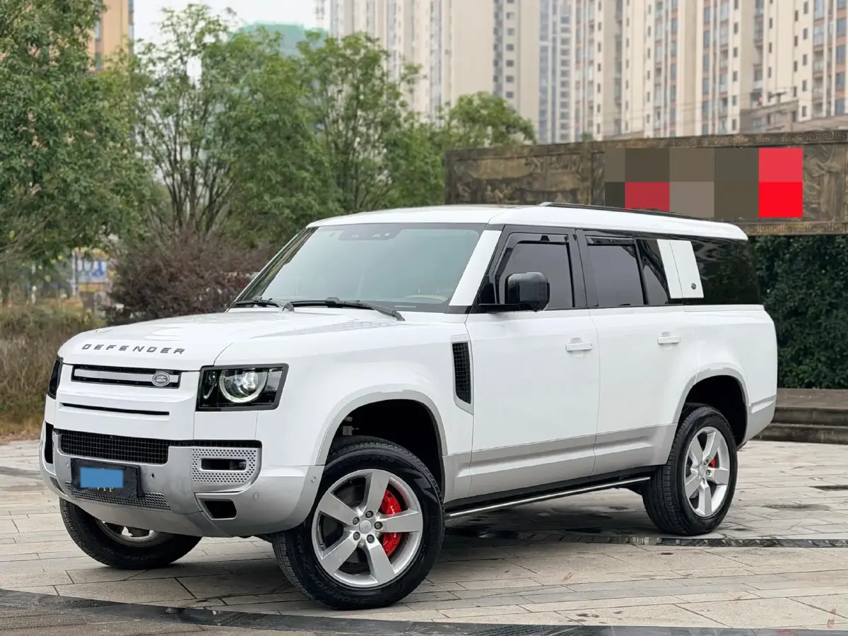 2023 Land Rover Defender 3.0T 400HP L6 8AT