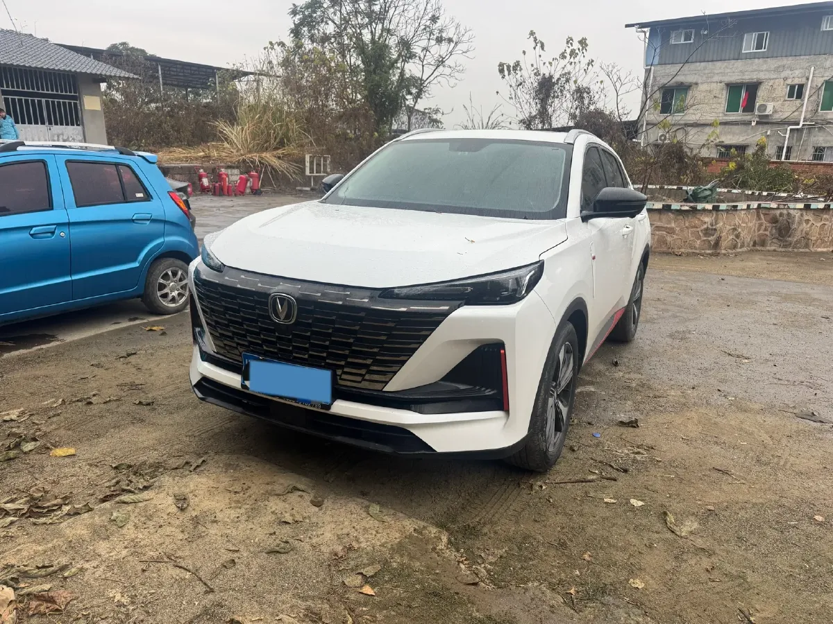 2022 ChangAn Oshan X7 Plus 1.5T 188HP L4 7DCT,autocango,china used car exporter,china ev exporter,chinese used car exporter,chinese used ev exporter