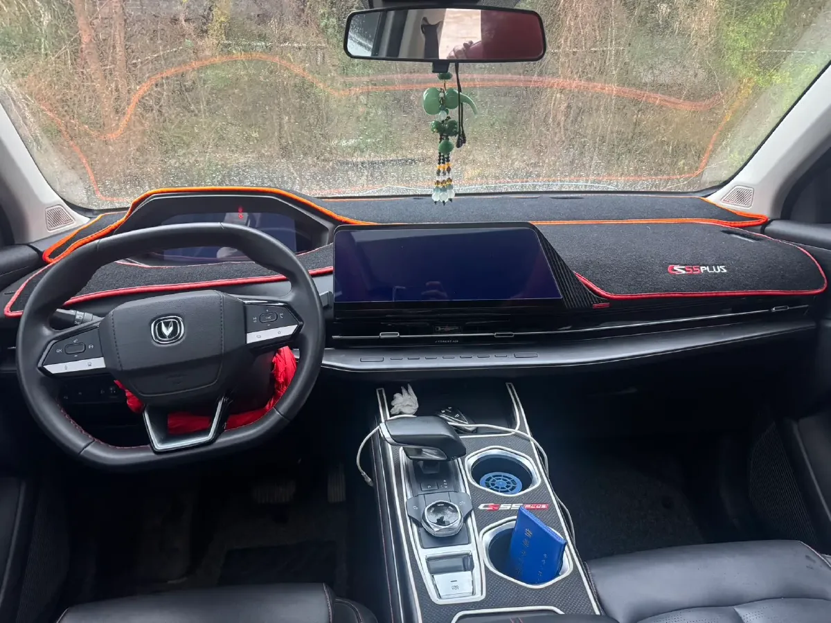 2022 ChangAn Oshan X7 Plus 1.5T 188HP L4 7DCT,autocango,china used car exporter,china ev exporter,chinese used car exporter,chinese used ev exporter