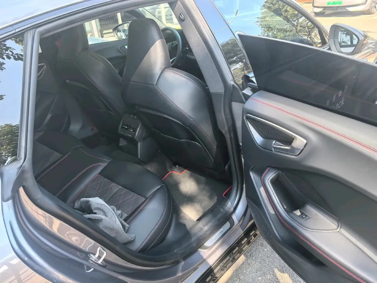 2026 Audi A5L Sportback 2.0T 204HP L4 7DCT,autocango,china used car exporter,china ev exporter,chinese used car exporter,chinese used ev exporter