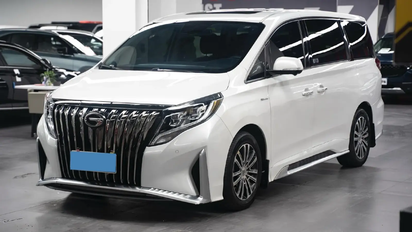 2023 GAC Trumpchi M8 2.0T 252HP L4 8AT