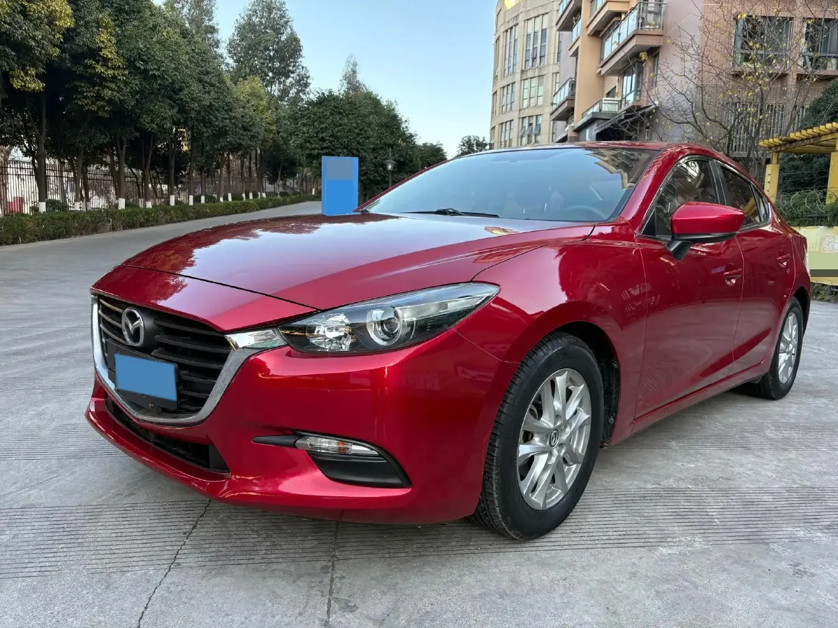 2017 Mazda 3 Axela 1.5L 117HP L4 6AT