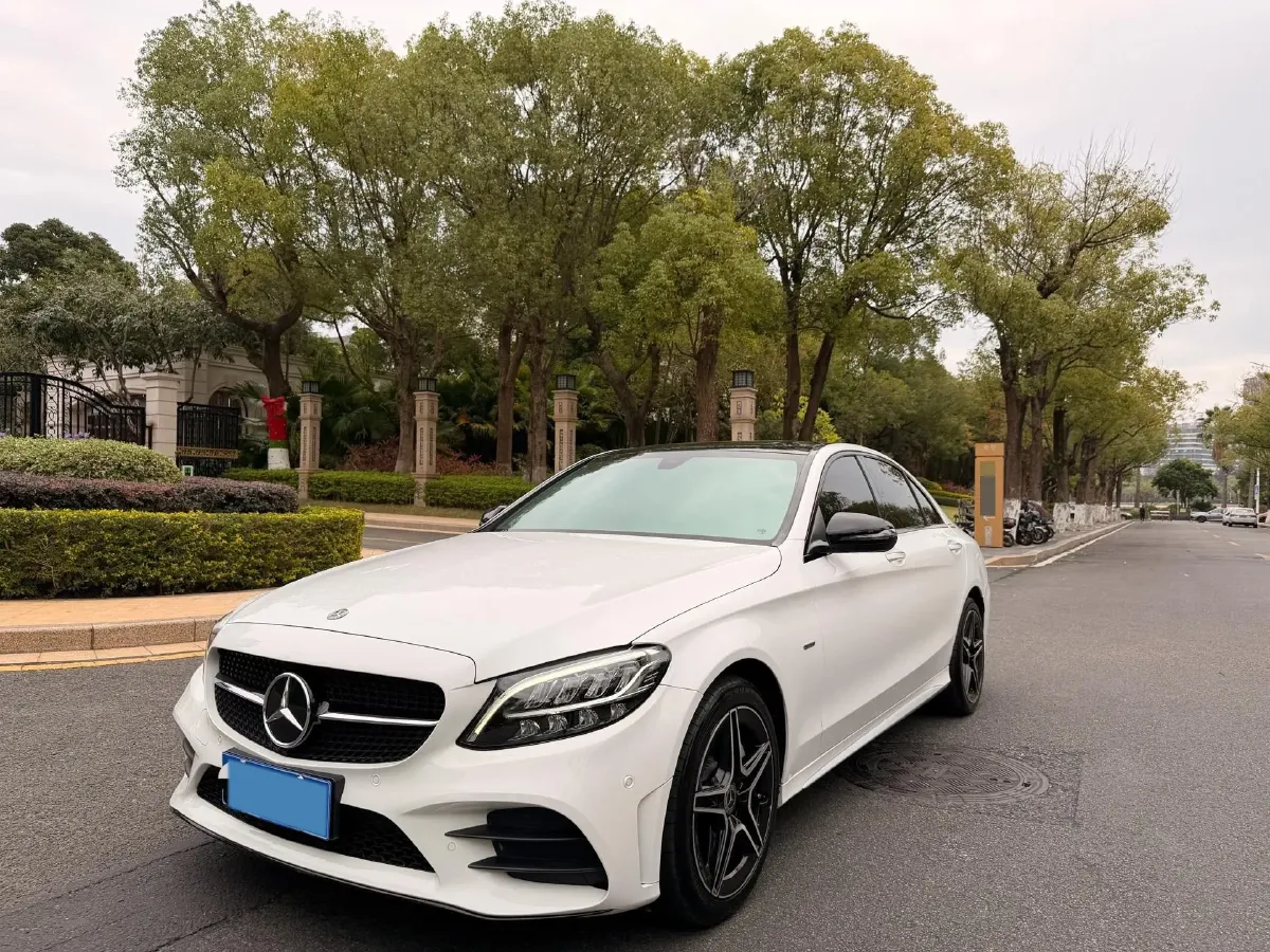 2021 Mercedes-Benz C Class 1.5T 184HP L4 9AT,autocango,china used car exporter,china ev exporter,chinese used car exporter,chinese used ev exporter