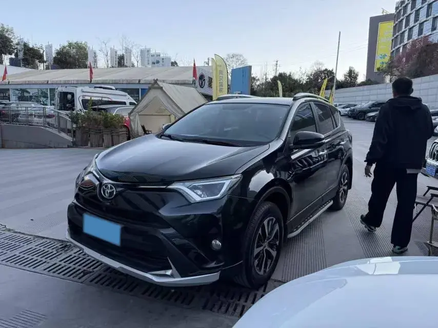 2019 Toyota Camry 2.0L 178HP L4 CVT