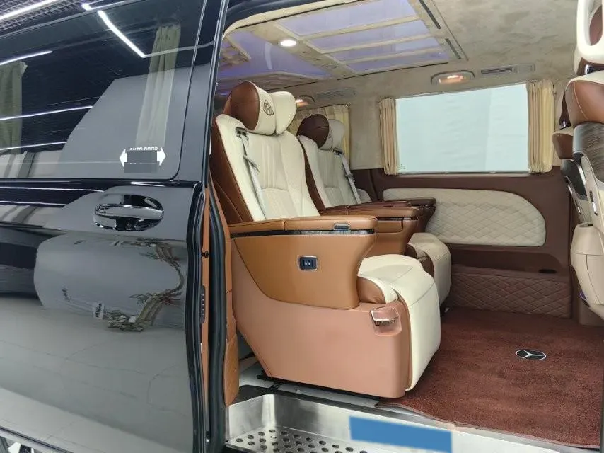 2021 Mercedes-Benz Vito 2.0T 211HP L4 9AT,autocango,china used car exporter,china ev exporter,chinese used car exporter,chinese used ev exporter