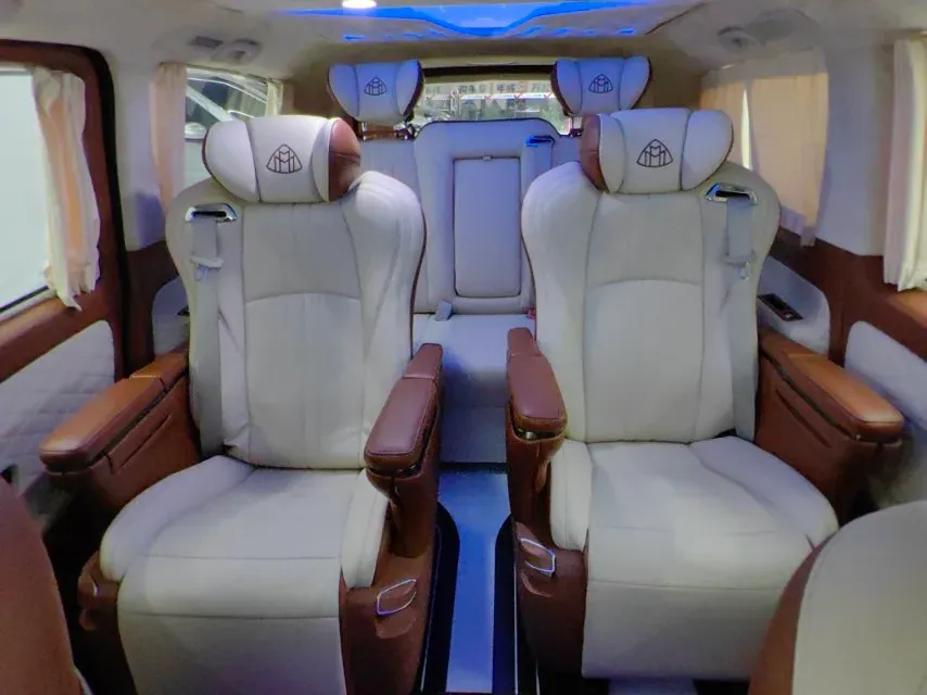 2021 Mercedes-Benz Vito 2.0T 211HP L4 9AT,autocango,china used car exporter,china ev exporter,chinese used car exporter,chinese used ev exporter