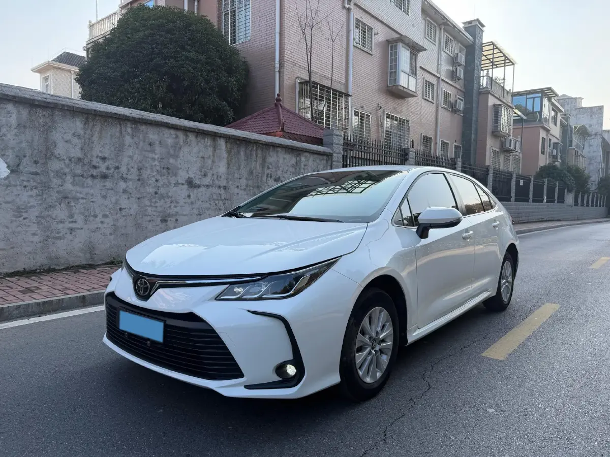2022 Toyota Corolla 1.2T 116HP L4 CVT