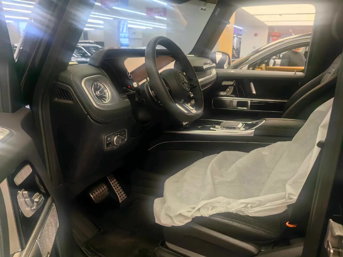 2025 Mercedes-Benz G AMG 4.0T 585HP V8 9AT,autocango,china used car exporter,china ev exporter,chinese used car exporter,chinese used ev exporter
