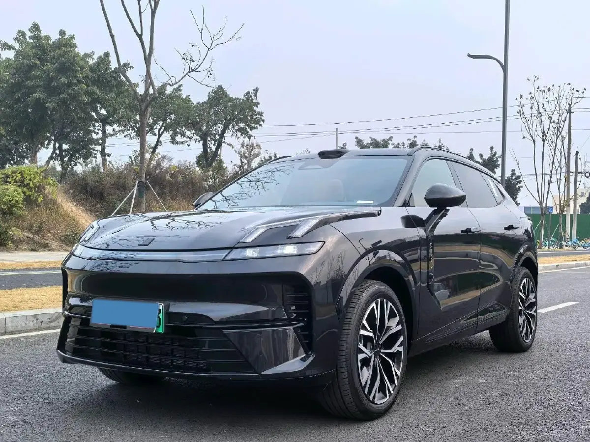2026 LYNK&CO 08 EM-P 1.5T 163HP L4 3DHT PHEV