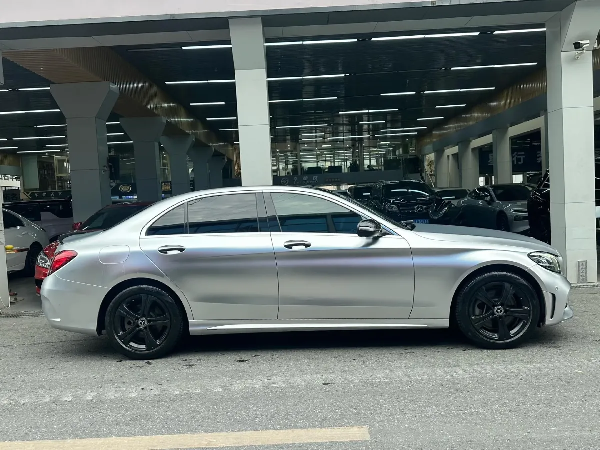 2021 Mercedes-Benz C Class 1.5T 184HP L4 9AT,autocango,china used car exporter,china ev exporter,chinese used car exporter,chinese used ev exporter