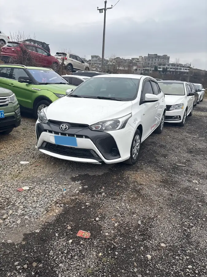 2019 Toyota Yaris L 1.5L 110HP L4 CVT