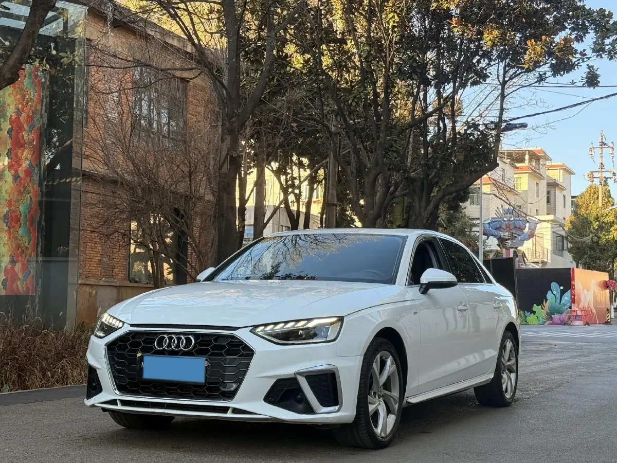 2020 Audi A4L 2.0T 190HP L4 7DCT