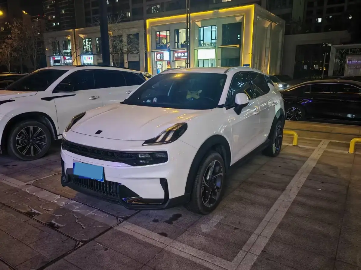 2023 LYNK&CO 06 1.5T 181HP L4 7DCT