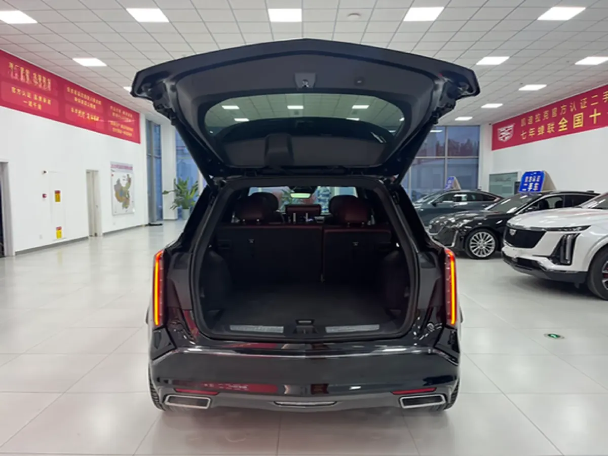 2025 Cadillac XT5 2.0T 237HP L4 9AT,autocango,china used car exporter,china ev exporter,chinese used car exporter,chinese used ev exporter