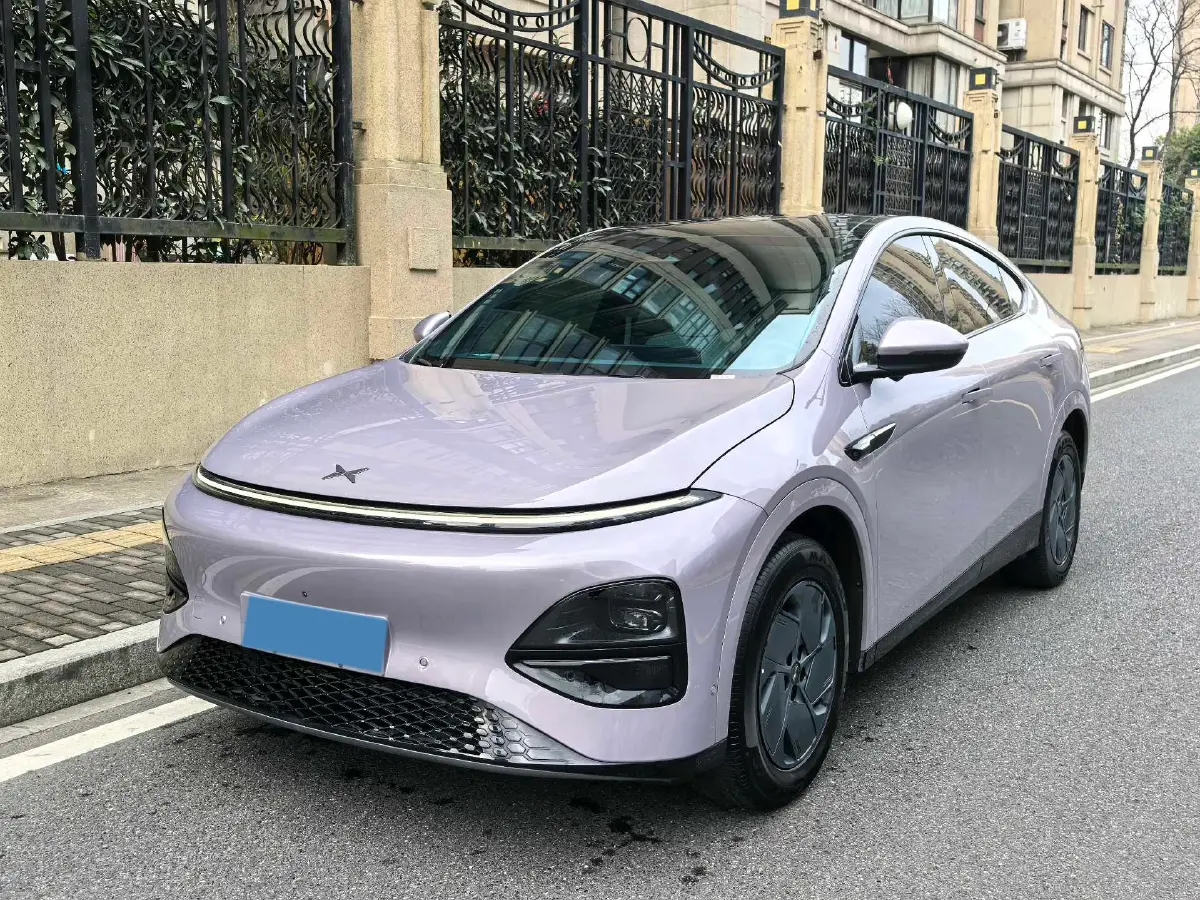 2025 Xpeng G6 BEV 68.5KWH