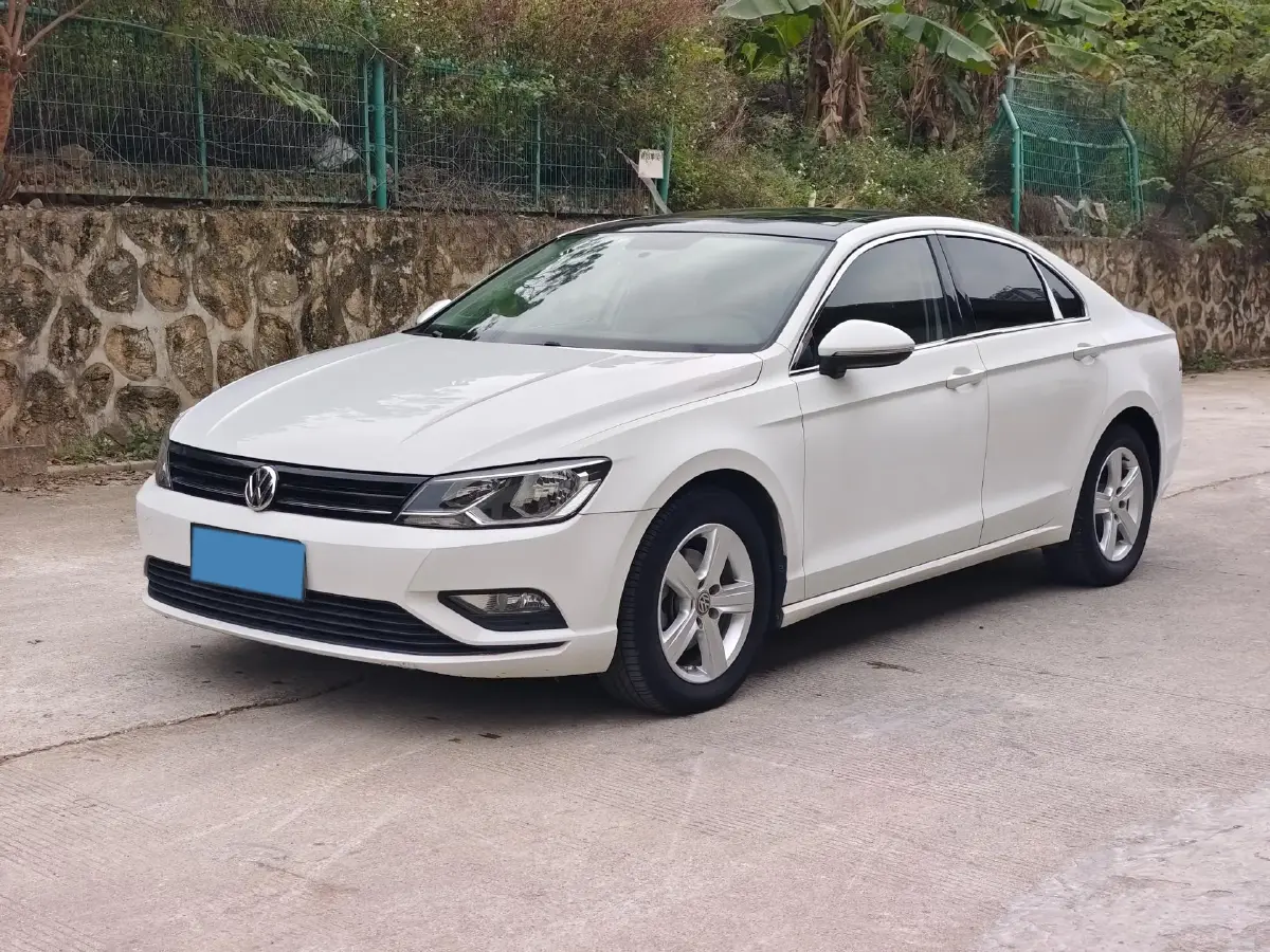 2018 Volkswagen Lamando 1.4T 131HP L4 7DCT