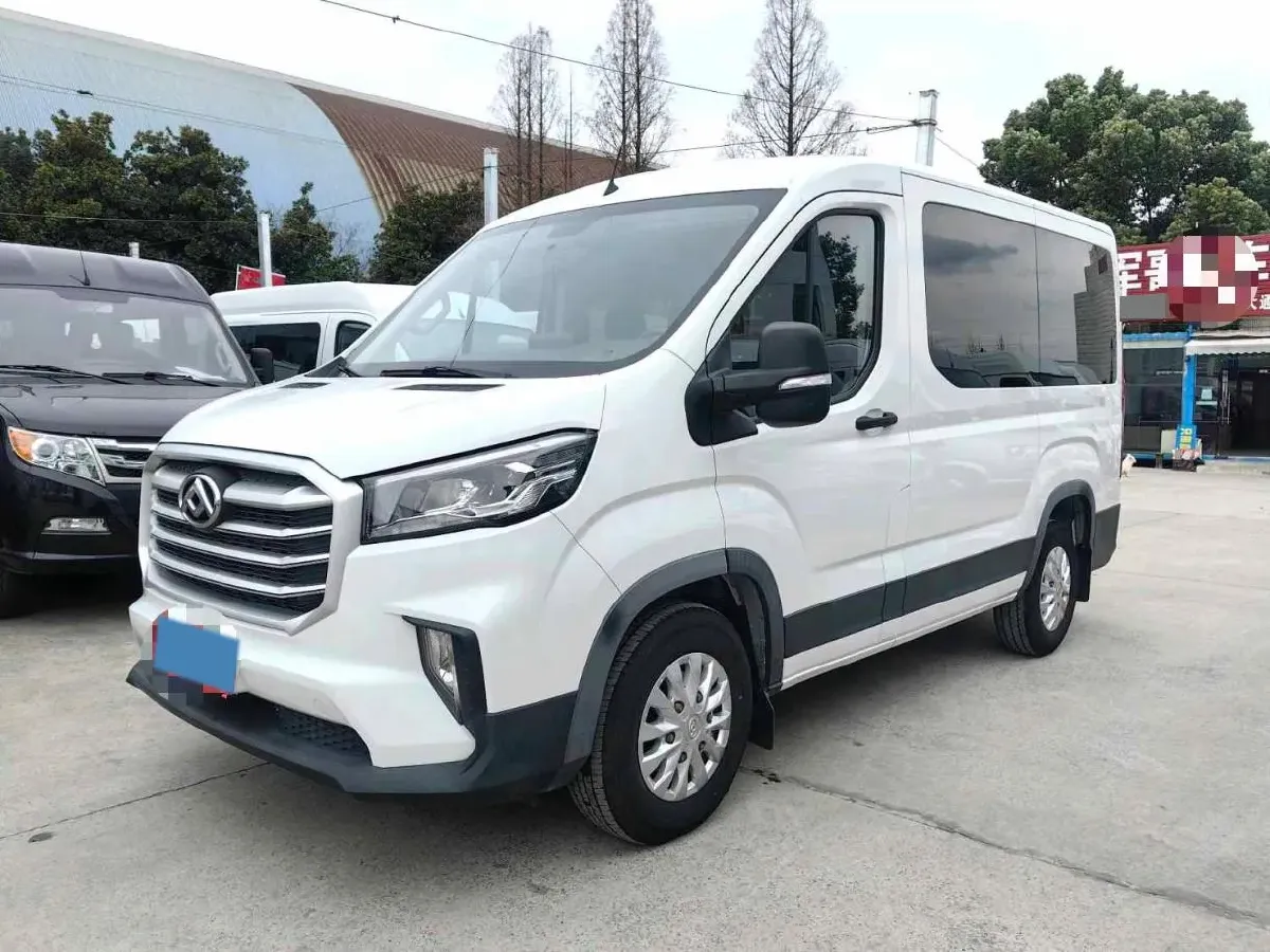 2022 JMC YuHu 9 2.0T 220HP L4 6MT,autocango,china used car exporter,china ev exporter,chinese used car exporter,chinese used ev exporter