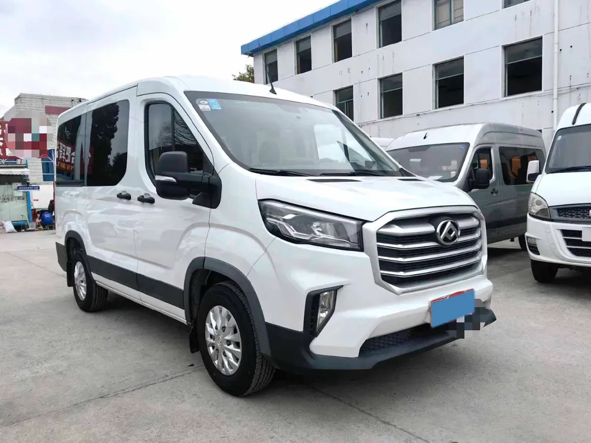2022 JMC YuHu 9 2.0T 220HP L4 6MT,autocango,china used car exporter,china ev exporter,chinese used car exporter,chinese used ev exporter