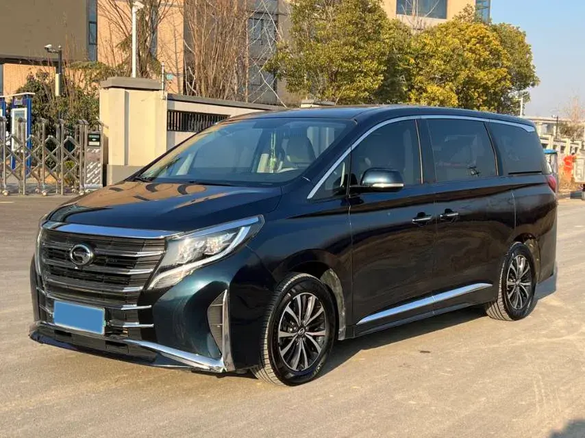 2021 GAC Trumpchi M8 2.0T 252HP L4 8AT