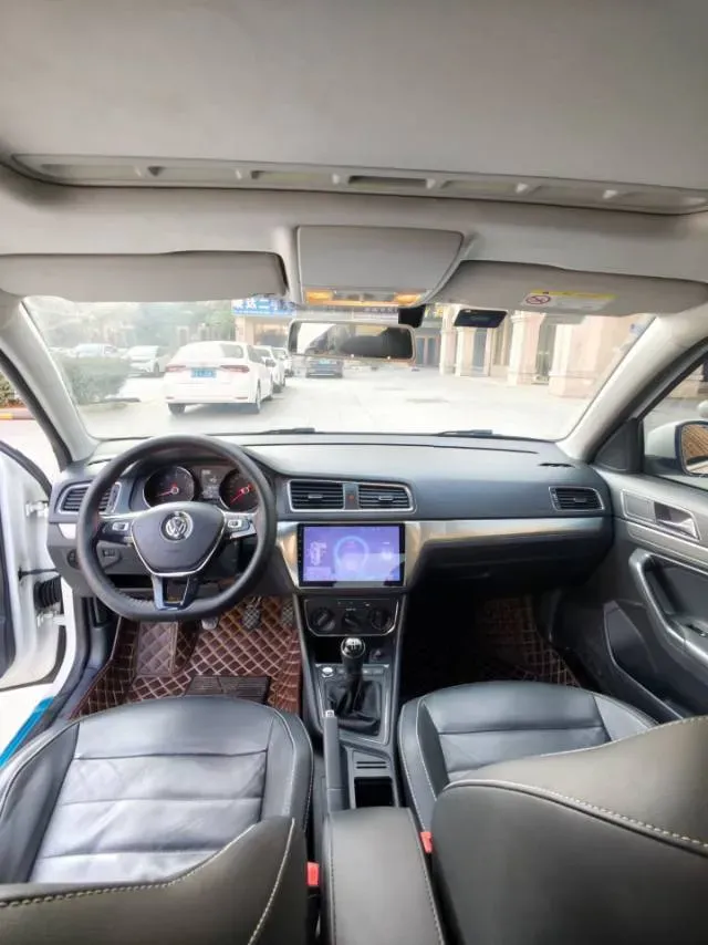 2017 Zotye Damy X7 1.8T 177HP L4 5MT,autocango,china used car exporter,china ev exporter,chinese used car exporter,chinese used ev exporter