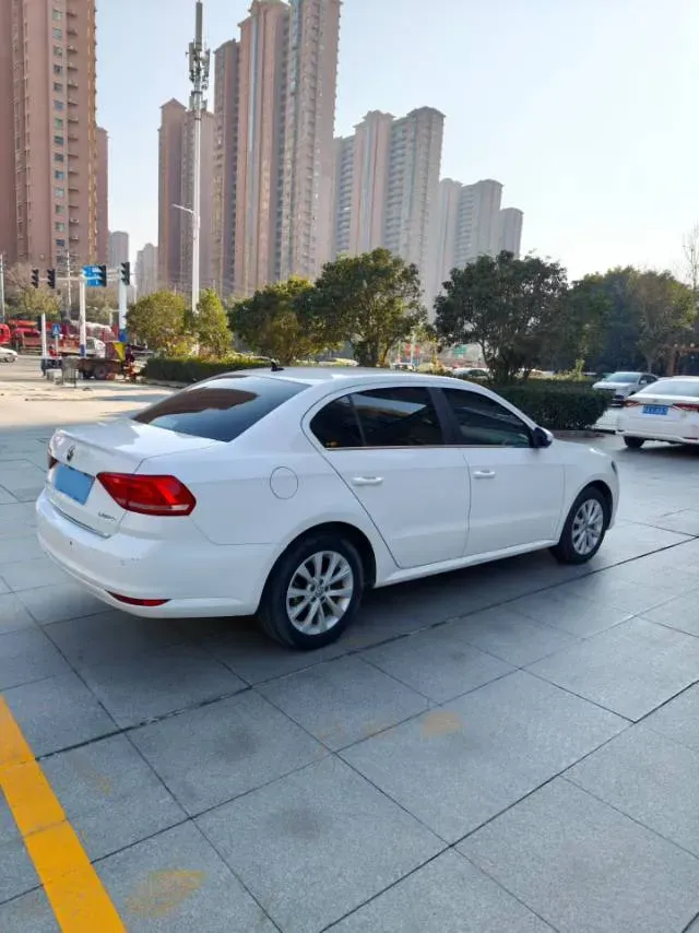 2017 Zotye Damy X7 1.8T 177HP L4 5MT,autocango,china used car exporter,china ev exporter,chinese used car exporter,chinese used ev exporter