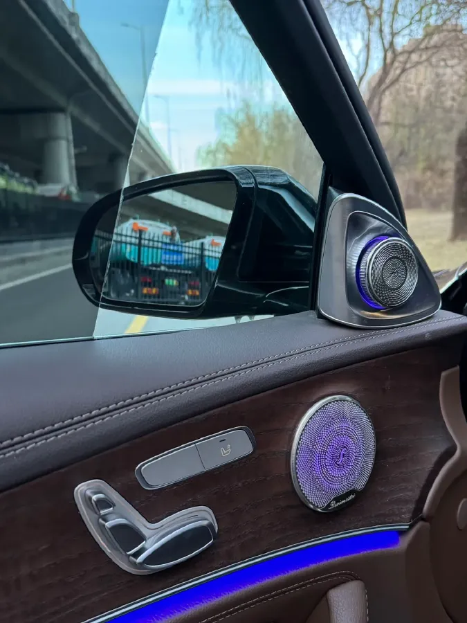 2022 Mercedes-Benz E Class 2.0T 197HP L4 9AT,autocango,china used car exporter,china ev exporter,chinese used car exporter,chinese used ev exporter