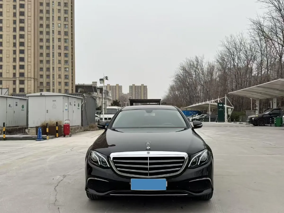 2020 Mercedes-Benz E Class 1.5T 184HP L4 9AT,autocango,china used car exporter,china ev exporter,chinese used car exporter,chinese used ev exporter