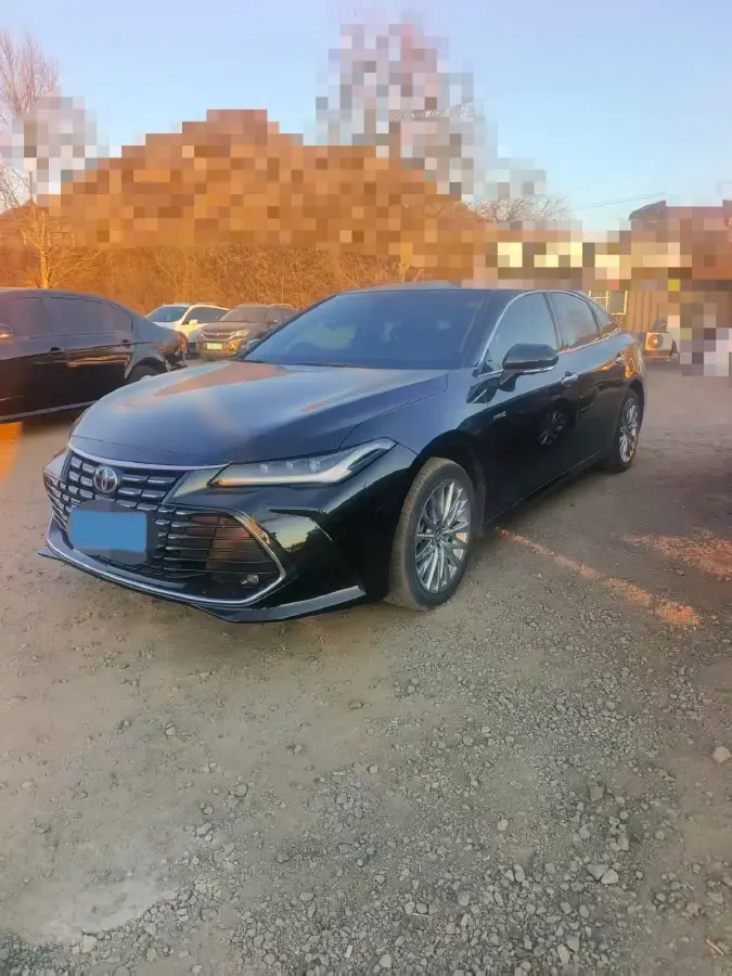 2019 Toyota Avalon 2.5L 178HP L4 E-CVT Hybrid