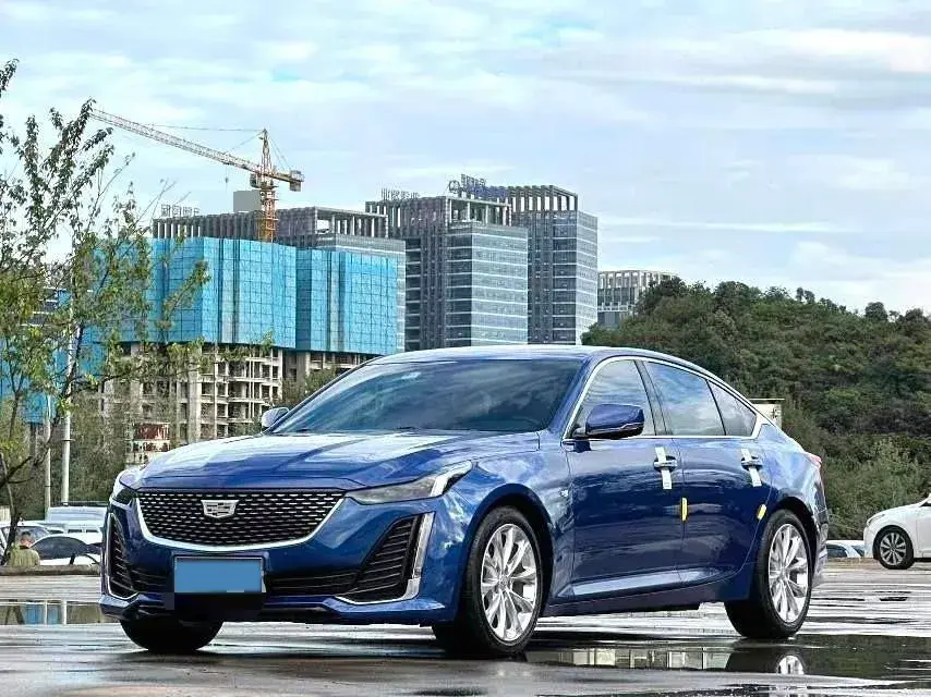 2021 Cadillac CT5 2.0T 237HP L4 10AT