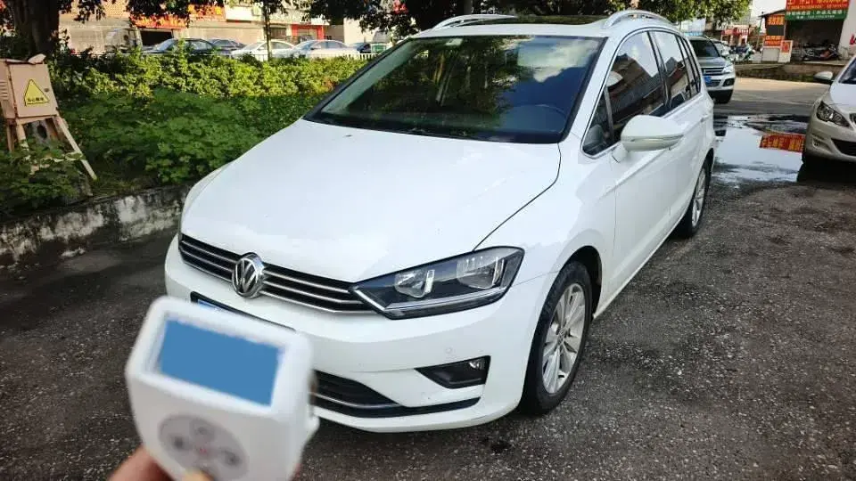 2018 Volkswagen Golf Sportsvan 1.4T 131HP L4 7DCT