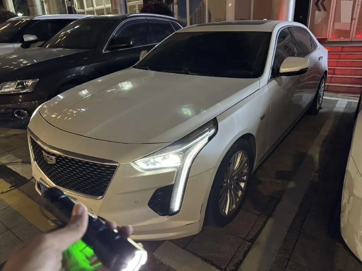 2021 Cadillac CT6 2.0T 237HP L4 10AT