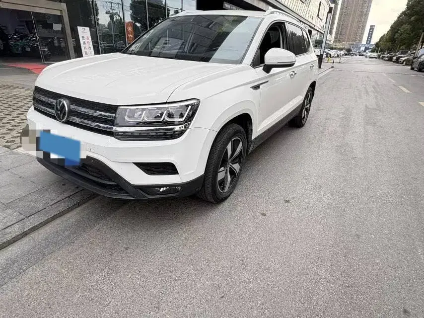 2021 Volkswagen Tharu 1.4T 150HP L4 7DCT