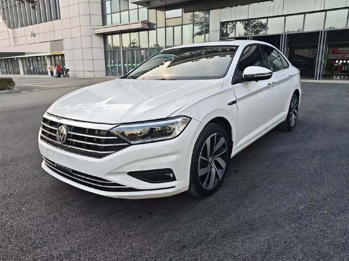 2021 Volkswagen Sagitar 1.4T 150HP L4 7DCT