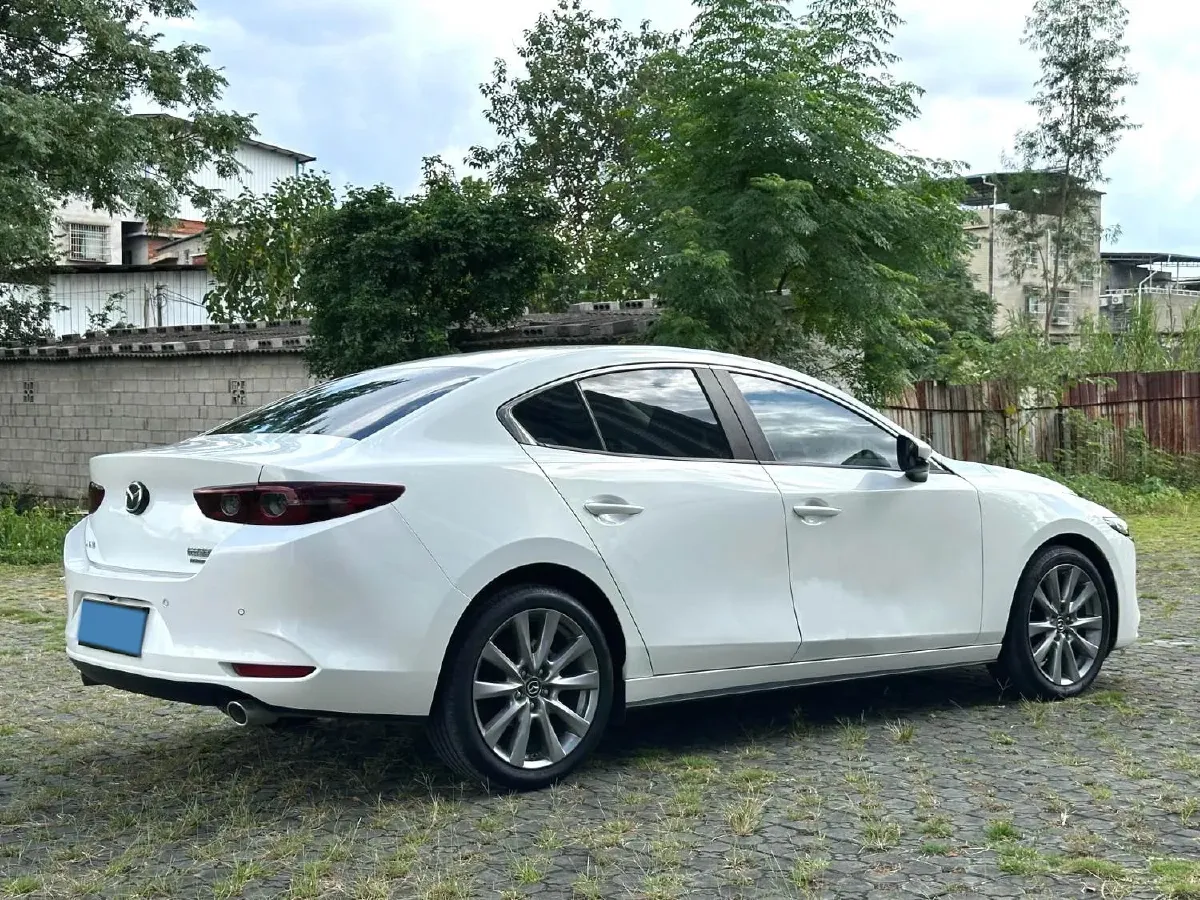 2021 Mazda 3 Axela 2.0L 158HP L4 6AT,autocango,china used car exporter,china ev exporter,chinese used car exporter,chinese used ev exporter