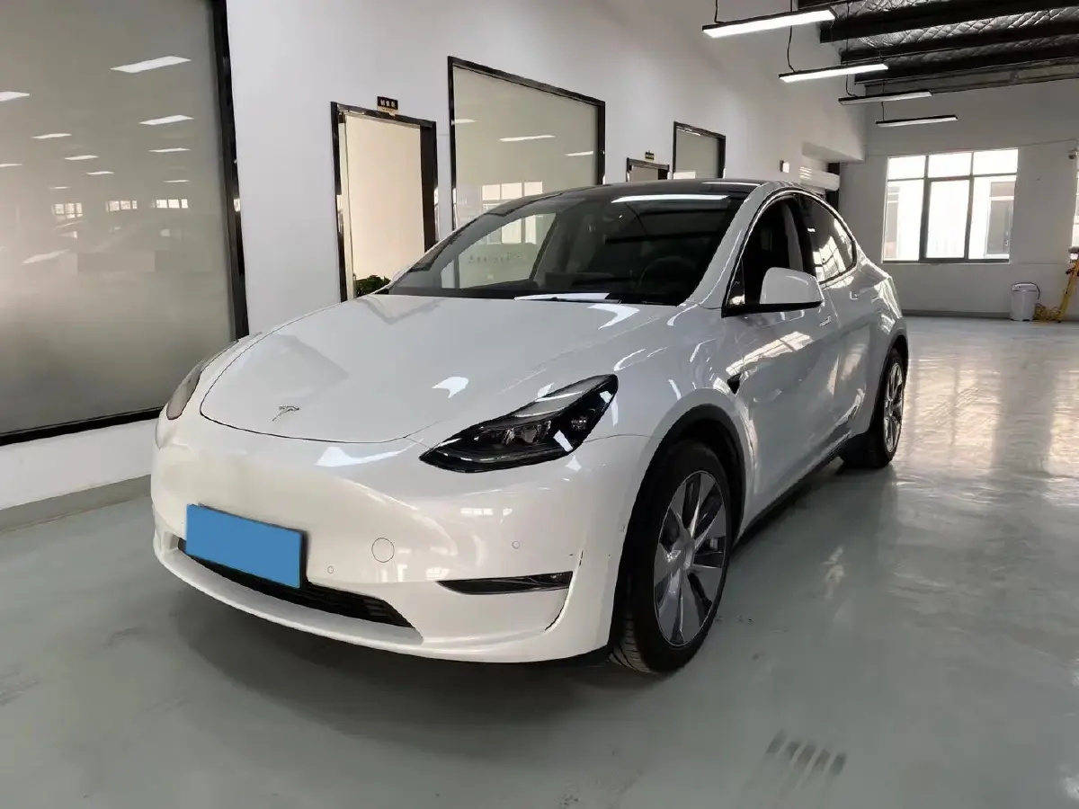 2021 Tesla Model Y BEV 60KWH