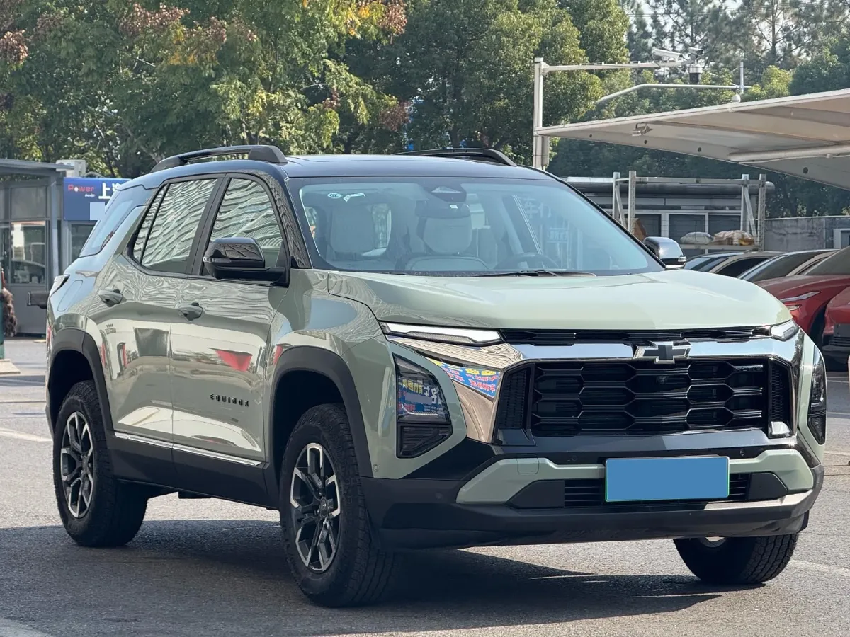 2024 Chevrolet EquinoxPlus 1.5T 180HP L4 2DHT PHEV 24.4KWH,autocango,china used car exporter,china ev exporter,chinese used car exporter,chinese used ev exporter