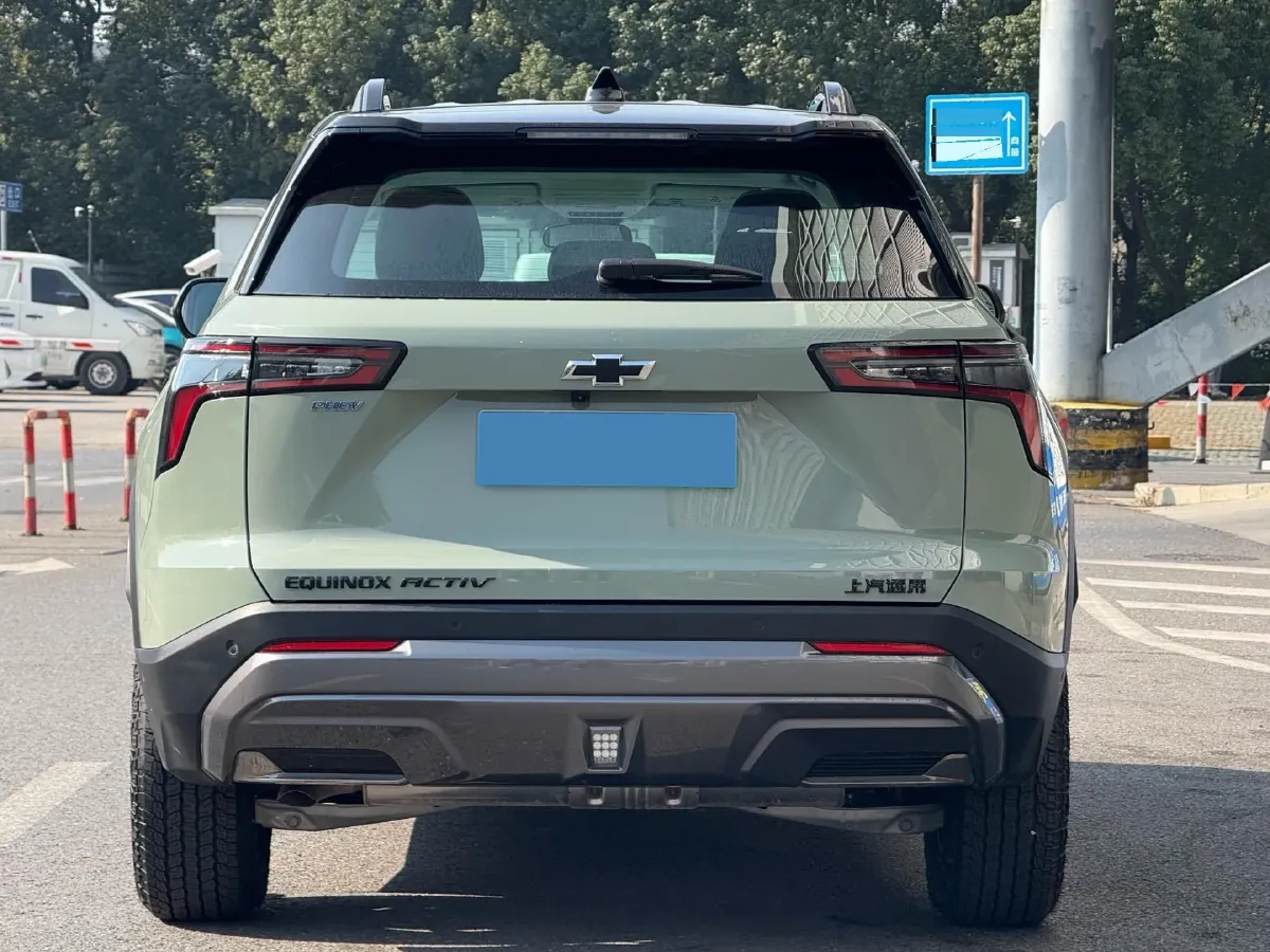 2024 Chevrolet EquinoxPlus 1.5T 180HP L4 2DHT PHEV 24.4KWH,autocango,china used car exporter,china ev exporter,chinese used car exporter,chinese used ev exporter