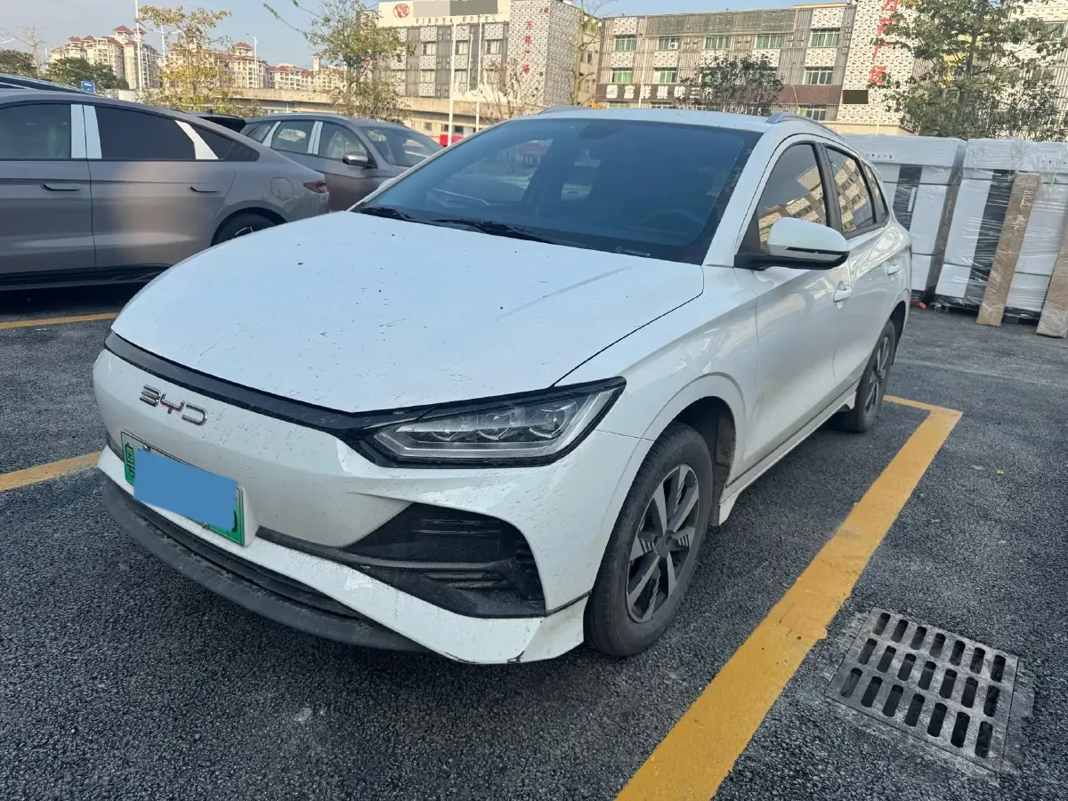 2023 BYD e2 BEV 43.2KWH