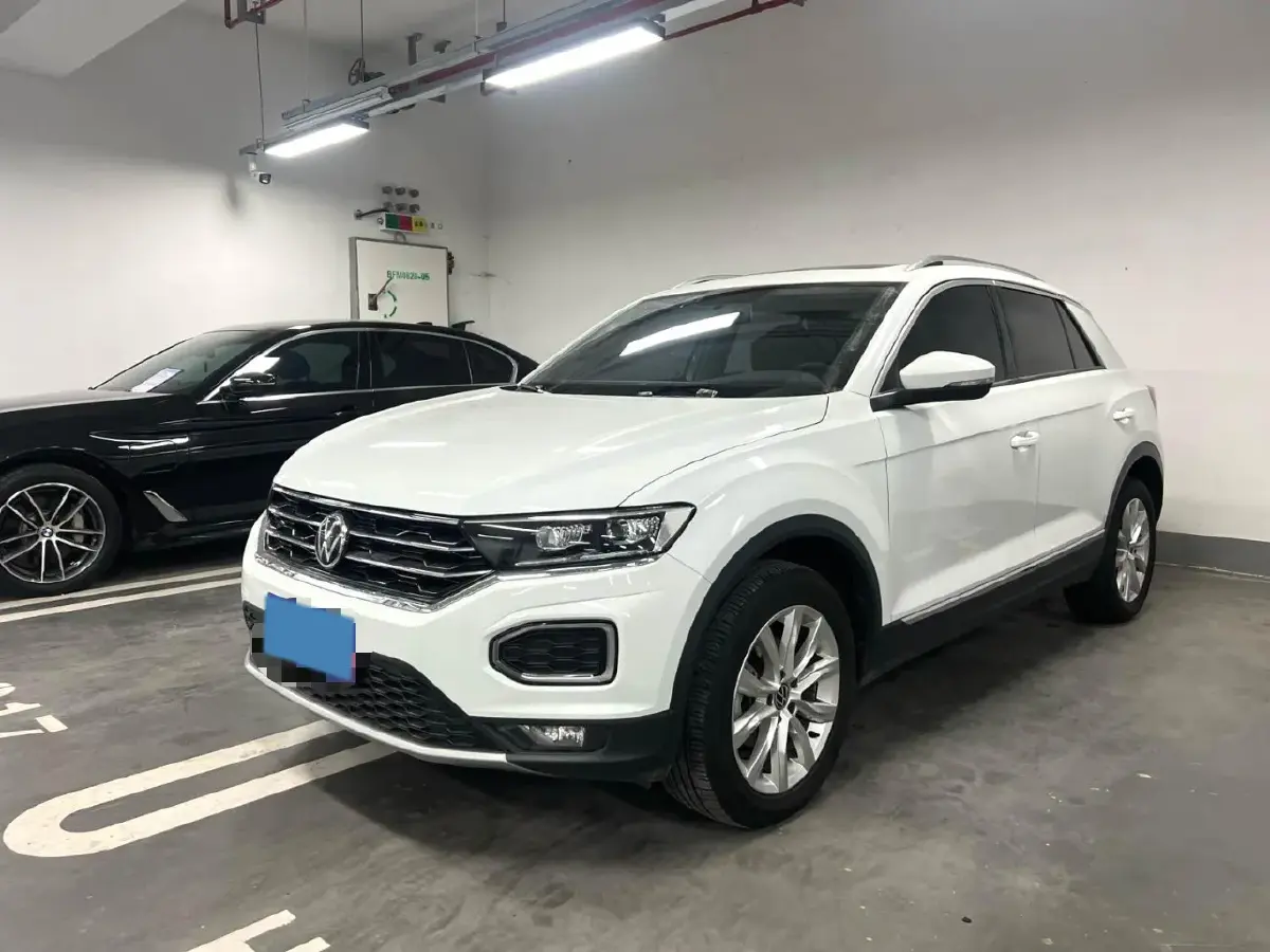 2021 Volkswagen T-Roc 1.4T 150HP L4 7DCT