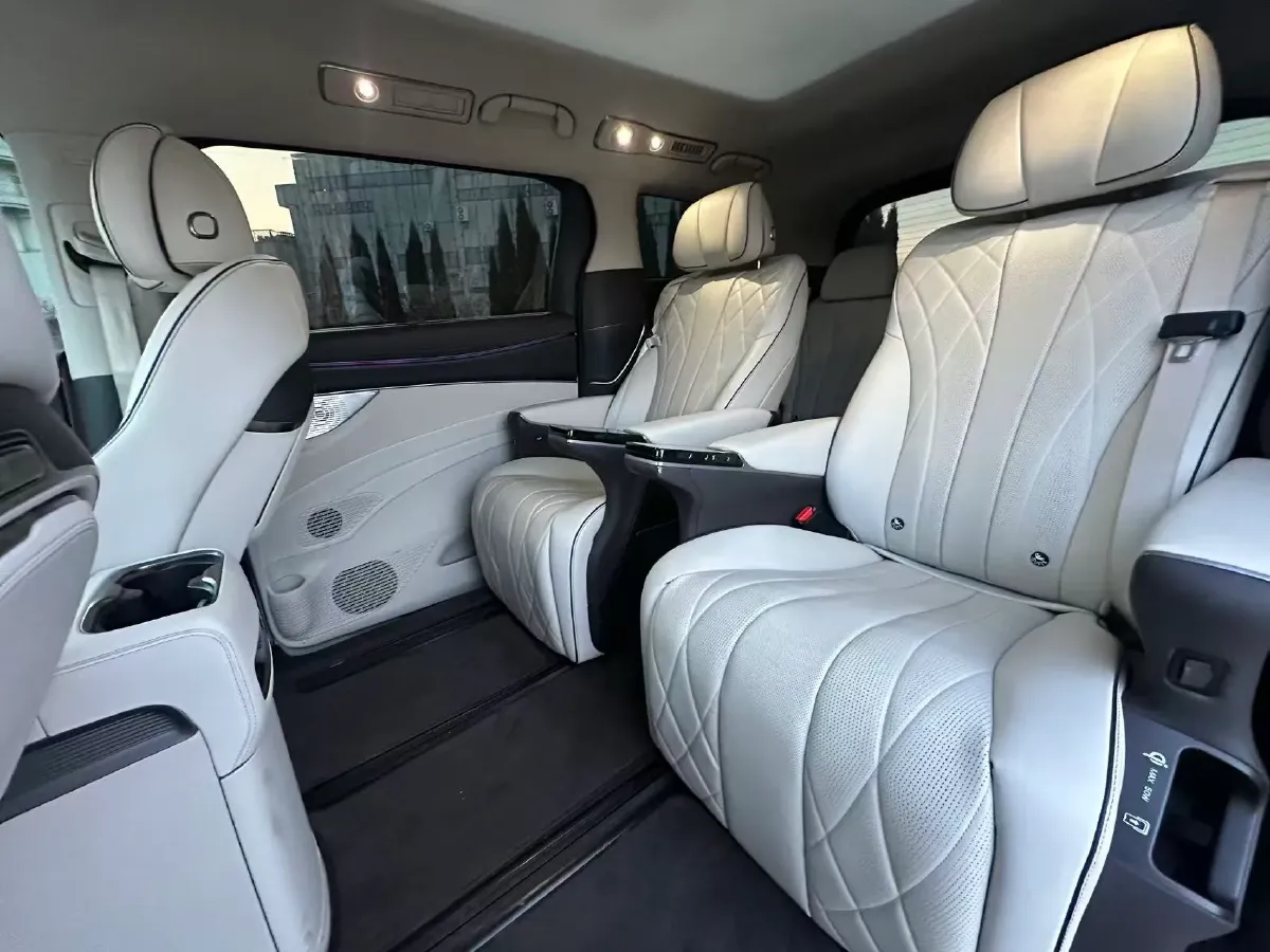 2024 Denza D9 1.5T 139HP L4 E-CVT PHEV 40KWH,autocango,china used car exporter,china ev exporter,chinese used car exporter,chinese used ev exporter