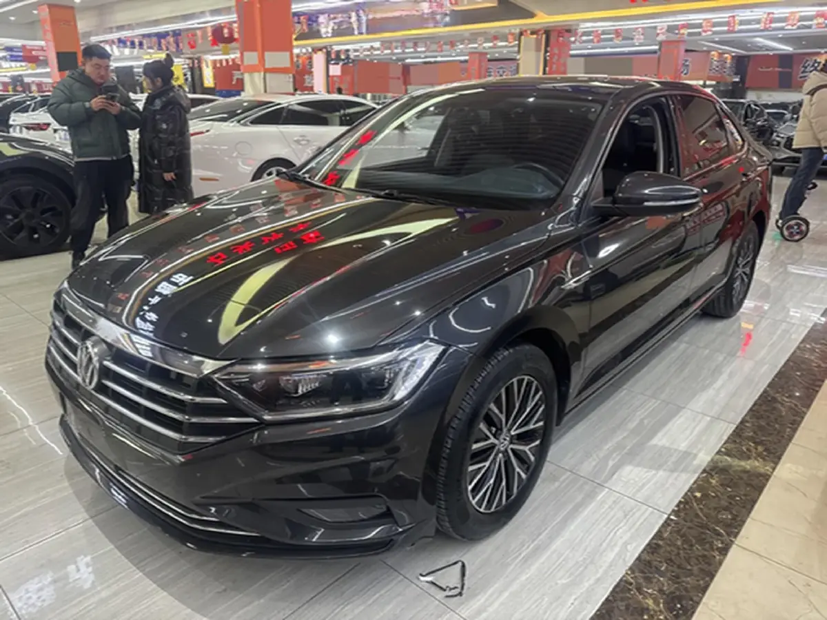 2020 Volkswagen Sagitar 1.4T 150HP L4 7DCT