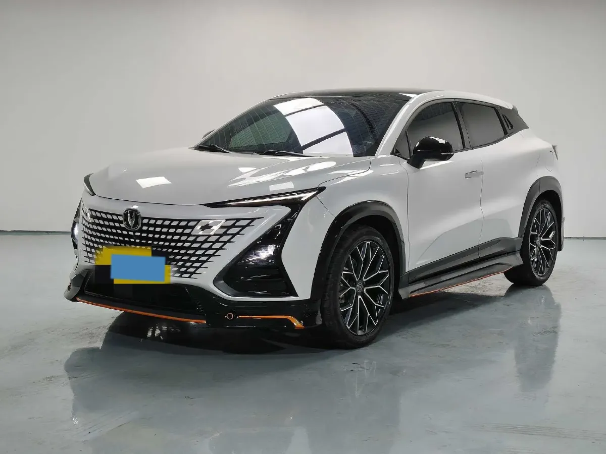 2022 ChangAn UNI-T 1.5T 188HP L4 7DCT,autocango,china used car exporter,china ev exporter,chinese used car exporter,chinese used ev exporter